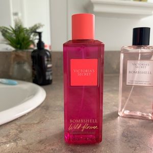 Bombshell Wild Flower